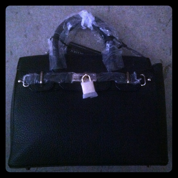 JustFab Black Petite Icon bag