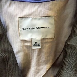 Banana Republic Jackets & Coats - Banana Republic Sleeveless Blazer / Vest Sz 14 Banana Republic Jackets & Coats - Banana Republic Sleeveless Blazer / Vest Sz 14