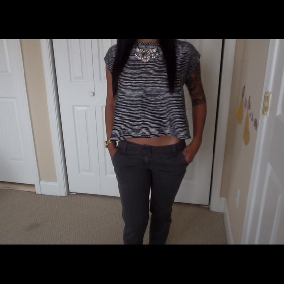 ***Traded*** Navy Blue & White Tulip Top - Picture 2 of 4