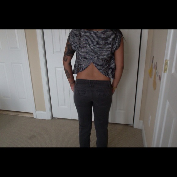 ***Traded*** Navy Blue & White Tulip Top - Picture 3 of 4