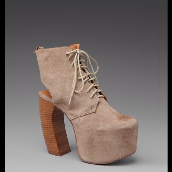 Jeffrey Campbell "LANA" in Taupe.