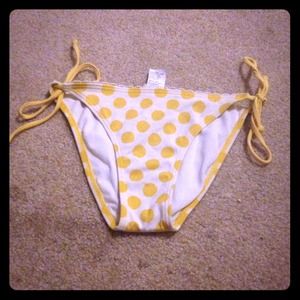 💝Guess white & yellow polka dots bottom bikini!
