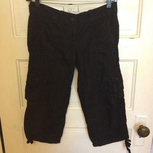 Black LOFT capris