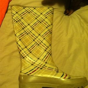Rain boots