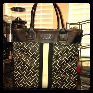 • TRADE for @jcwatson810 •   Tommy Hilfiger Tote