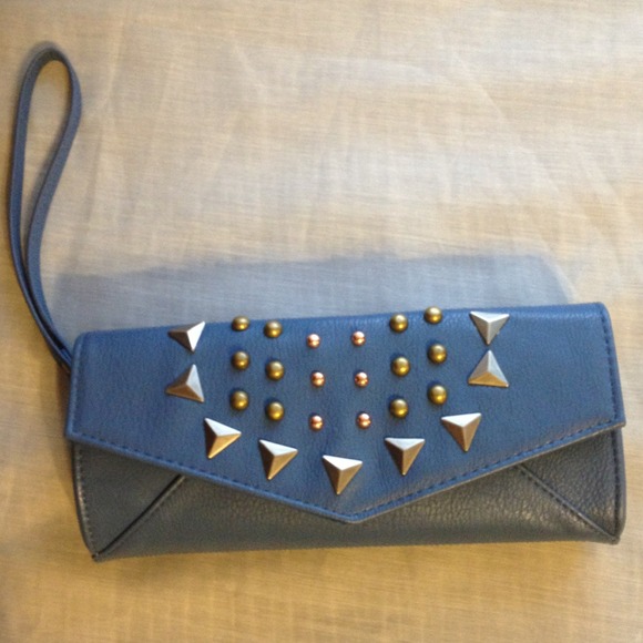 ❌SOLD❌Blue Embellished Clutch