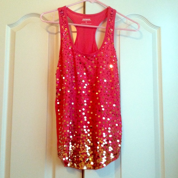 ⬇Reduced!! NWOT! Beautiful Express Pink&Gold Top!