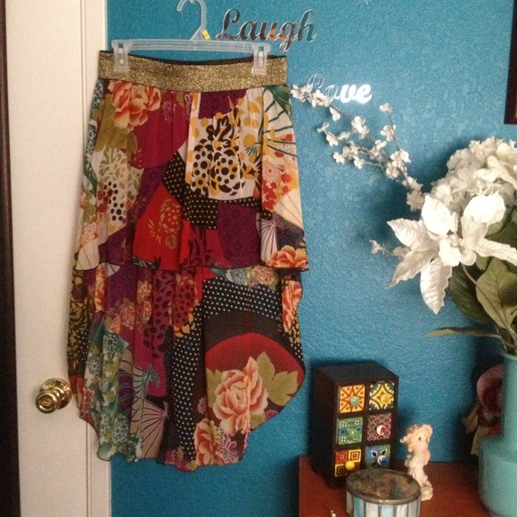 High-low skirt
