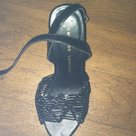 Heels - Picture 2 of 2