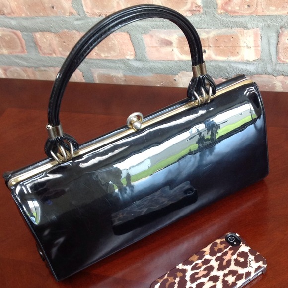 Vintage Handbags - 💄Vintage 1960s Black Patent Purse