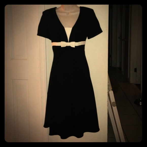 🎀🎀 Evan piccone dress