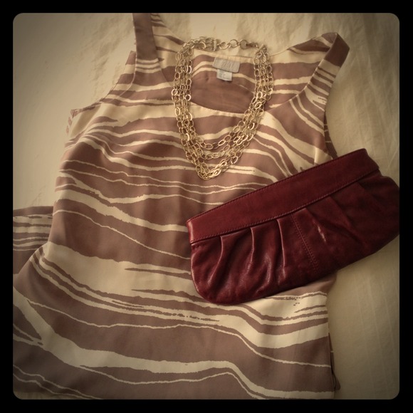 **SOLD/BUNDLED** Perfect Fall Accessory - Picture 1 of 3