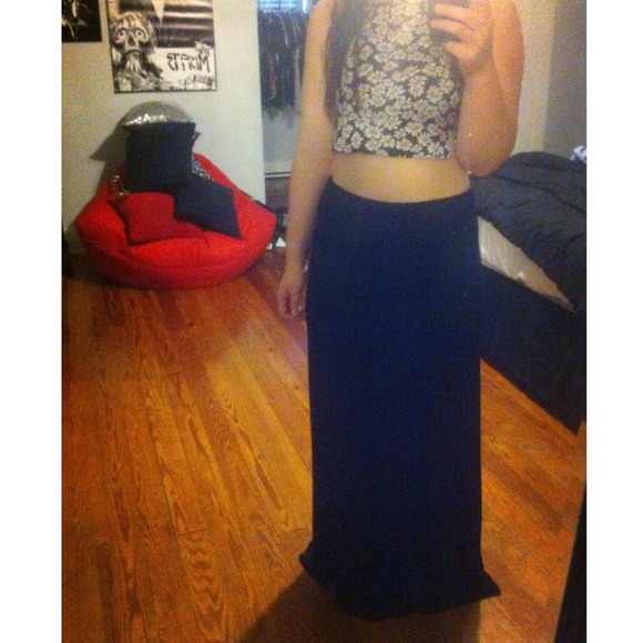 ❌SOLD❌ Black maxi skirt