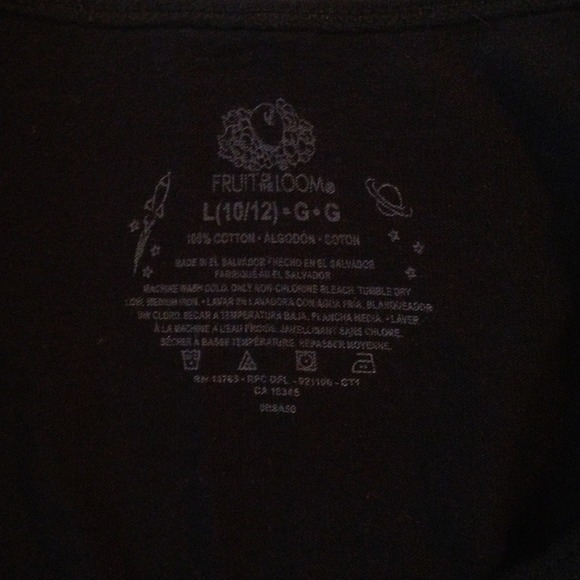 ✨REDUCED✨ Plain black Fruit of the Loom tank - Picture 2 of 2