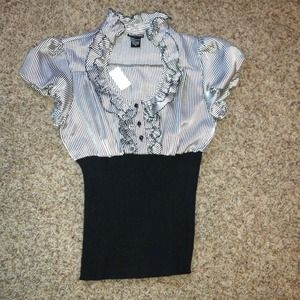 🎉TRADED🎉Fitted dress it up top