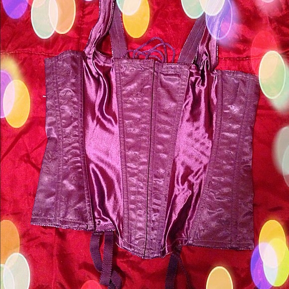 ⭐SOLD⭐ Purple Floral Corset - Picture 2 of 4