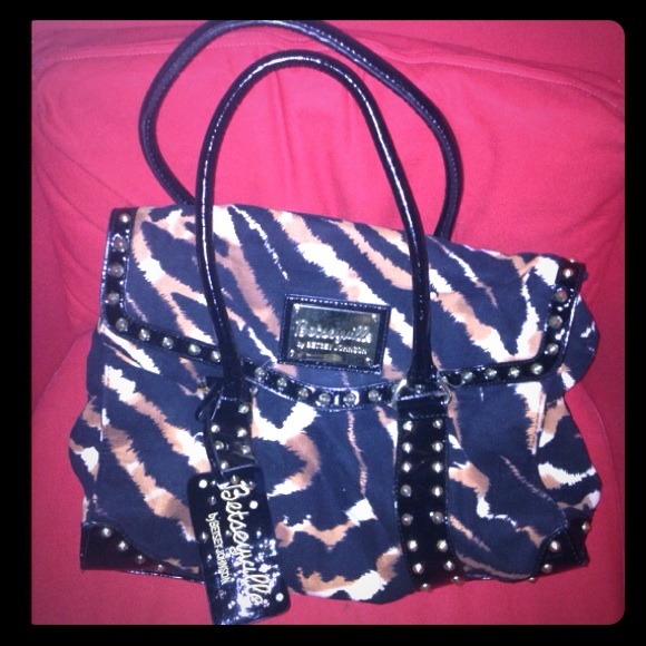 ✂️SOLD cut ✂️Betsey Johnson Bag