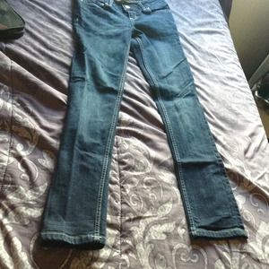 Aeropostale jeans size 1 but can fit a 2
