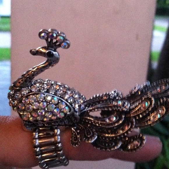 Ring - Picture 3 of 4