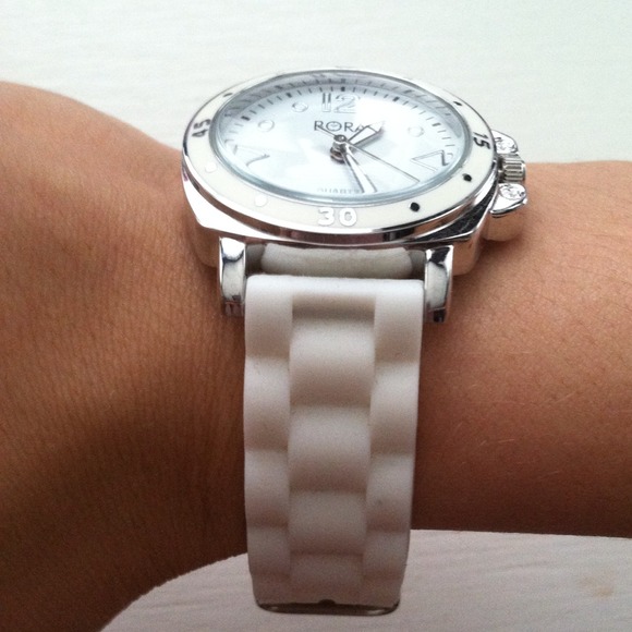 White rubber band watch.