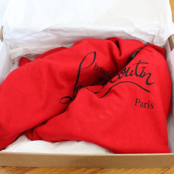 CHRISTIAN LOUBOUTIN PIGALLE SPIKES 36.5 - Picture 2 of 4