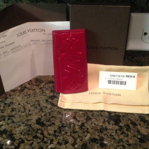 👜💳📦 soldAuthentic POMME D'AMOUR Louis Vuitton