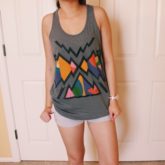 Tribal Print Tank Top - Picture 1 of 4
