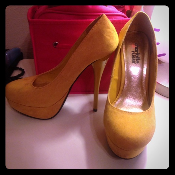 Yellow Charlotte Russe heels 6