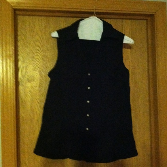 Black Sleeveless Shirt, Size L