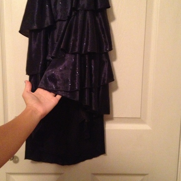 Navy blue homecoming dress - Picture 3 of 4