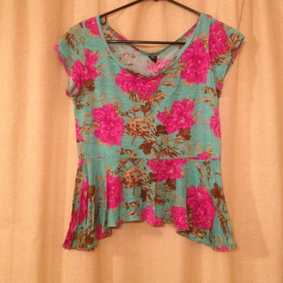 Floral peplum crop top