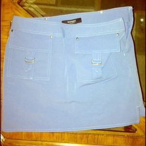 Express skirt size 0/1, NEVER WORN