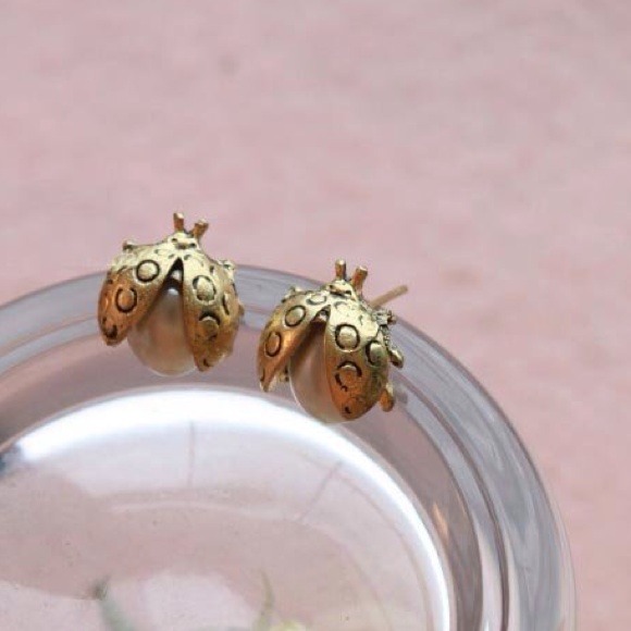 Jewelry - LADYBUG PEARL EARRINGS HP