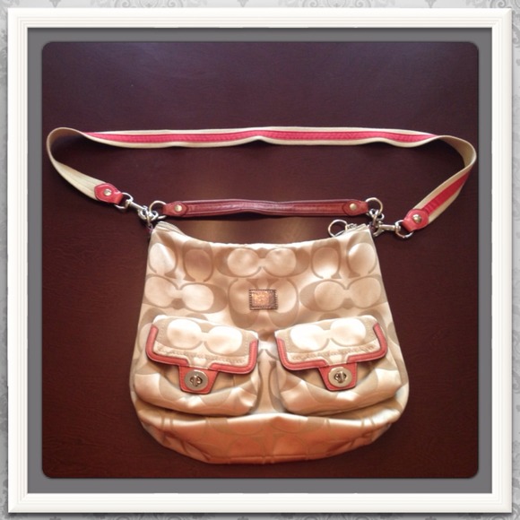 💯authentic poppy purse