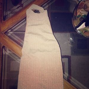 Super cute Halter top!! 😉