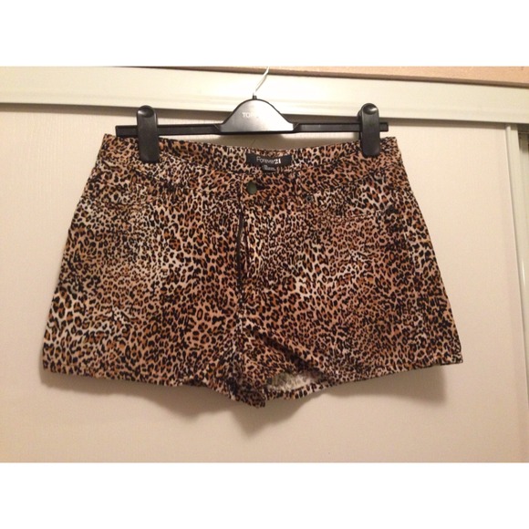 High waisted cheetah print shorts