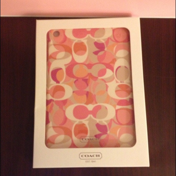 🚫BUNDLED @wenrella🚫💯% Auth COACH iPad mini Case - Picture 2 of 4