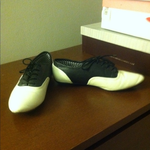 *****SOLD Vans size 7*****