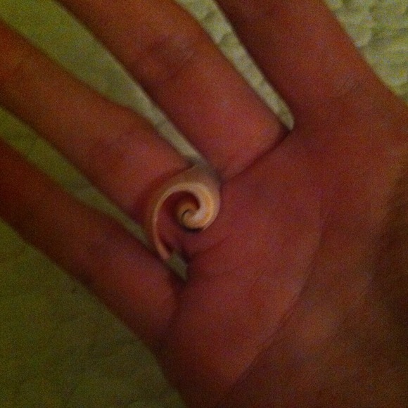 Geometric Shell Ring - Picture 3 of 3