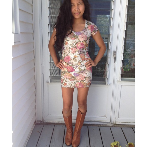 ⛔SOLD⛔ Floral dress