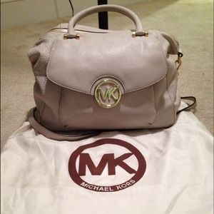 SOLD Michael Kors White Fulton Leather Handbag