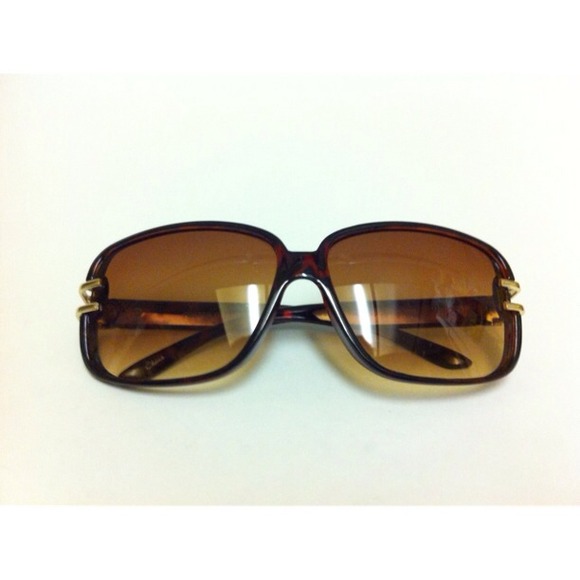 💝Sunglasses! - Picture 3 of 3