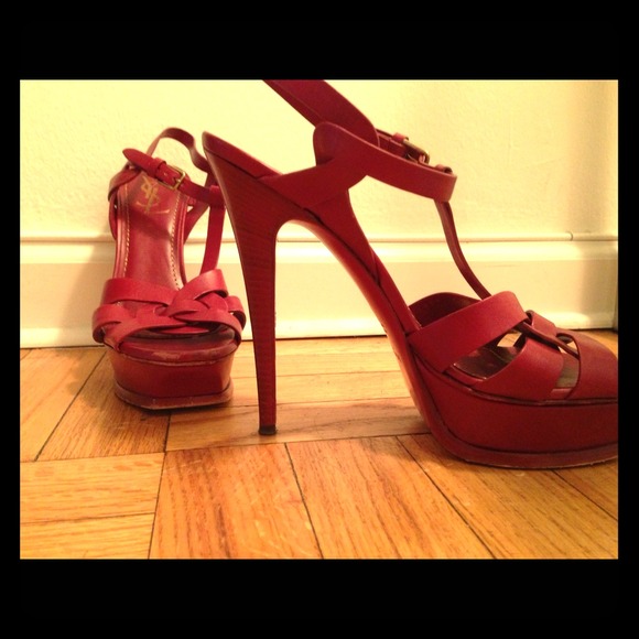 Yves Saint Laurent YSL red tribute 40