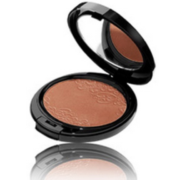 Bronzer Compact