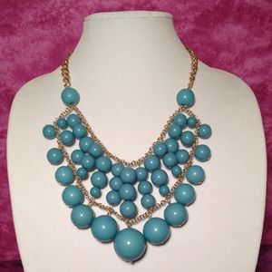 Turquoise beaded necklace