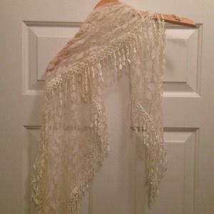 Ivory lace triangle scarf - delicate and feminine