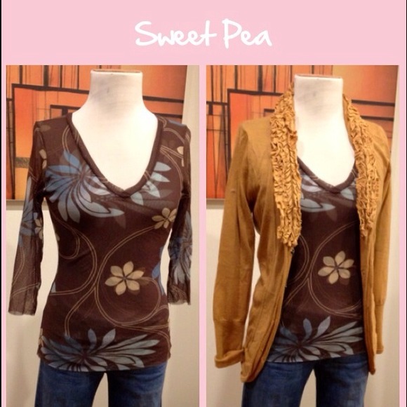 Anthropologie Tops - Sweet Pea Patterned V-Neck Top