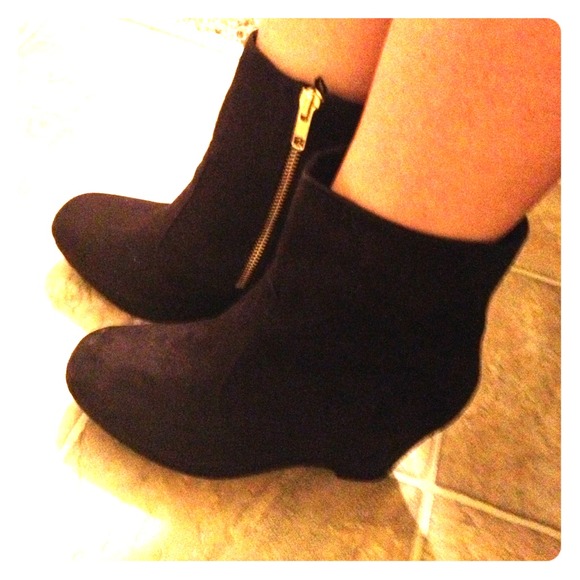 H&M black suede boot wedges.