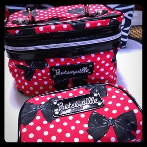 ⭕🔴✋HOLD Bundled Betseyville Cosmetic Duo