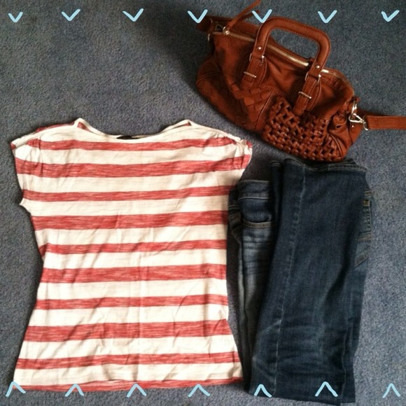 ❗Sold in bundle❗Striped Tee